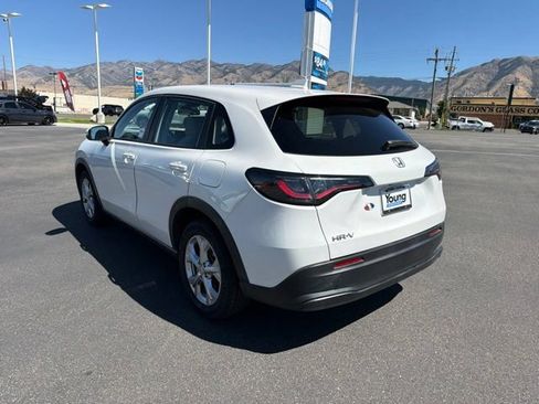 Used 2023 Honda HR-V LX image 6
