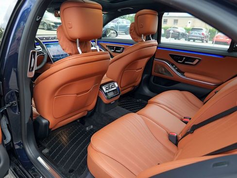 Used 2023 Mercedes-Benz S 580 4MATIC Sedan image 28