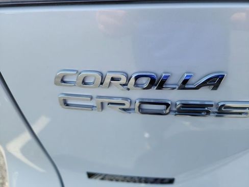 Used 2026 Toyota Corolla Cross L image 2