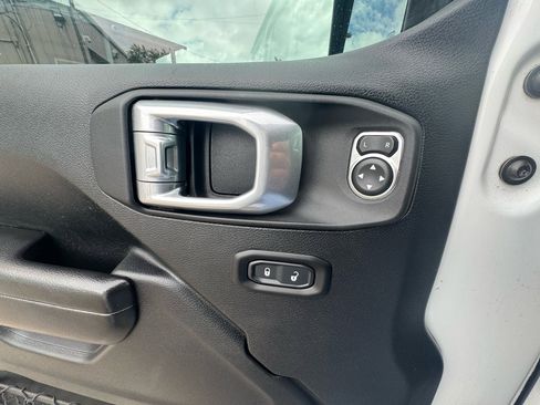 Used 2021 Jeep Wrangler Unlimited Sport image 20