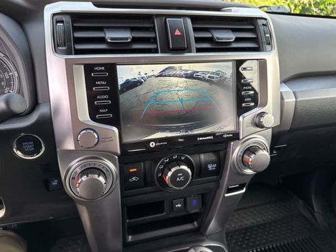 Used 2023 Toyota 4Runner SR5 Premium image 31