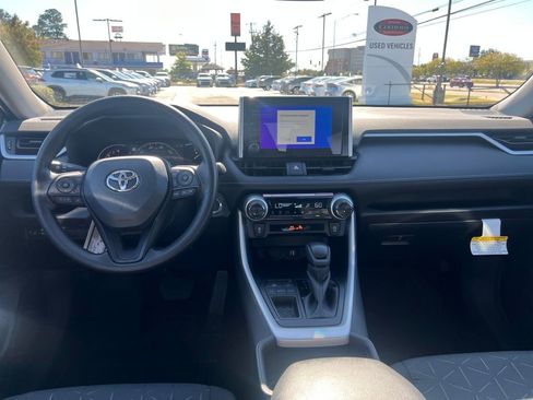 New 2025 Toyota RAV4 XLE image 12