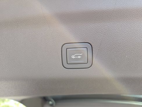 New 2026 GMC Yukon XL Elevation w/ Elevation Premium Package AWD/4WD image 27