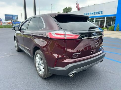 Used 2019 Ford Edge Titanium w/ Cold Weather Package AWD/4WD image 18