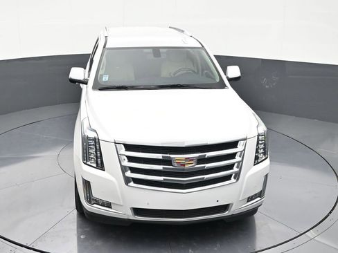 Used 2020 Cadillac Escalade 2WD image 19