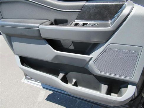 Used 2022 Ford F150 XLT w/ Equipment Group 301A Mid RWD image 19