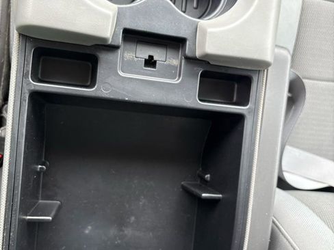 Used 2004 Ford F150 XLT image 40