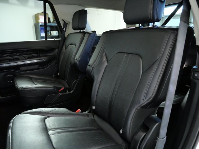 Used 2019 Ford Expedition Platinum AWD/4WD image 13