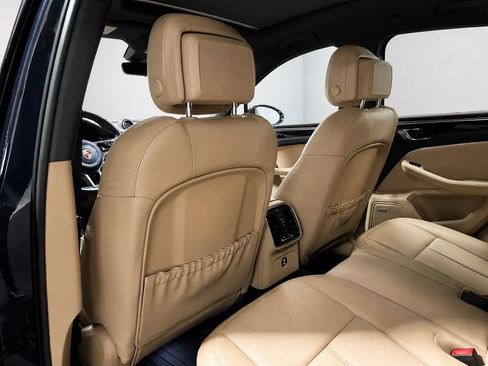 Used 2020 Porsche Macan S AWD/4WD image 13