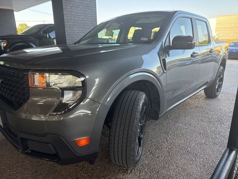 Used 2025 Ford Maverick XLT w/ Black Appearance Package AWD/4WD image 2
