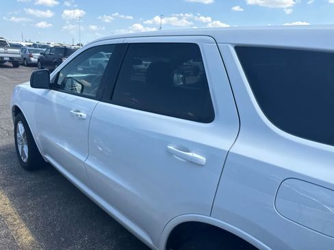 Used 2025 Dodge Durango GT AWD/4WD image 16
