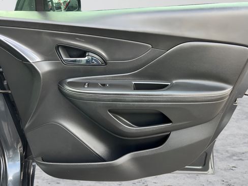Used 2018 Buick Encore Preferred FWD image 30