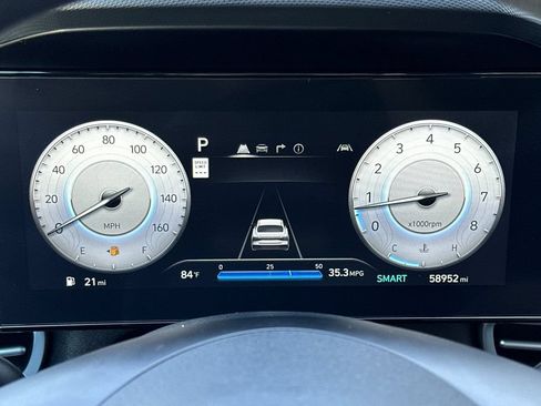 Used 2024 Hyundai Elantra SEL FWD image 24