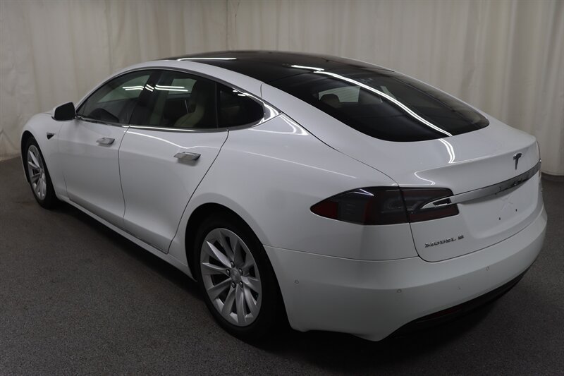 Used 2017 Tesla Model S 75D AWD/4WD image 5