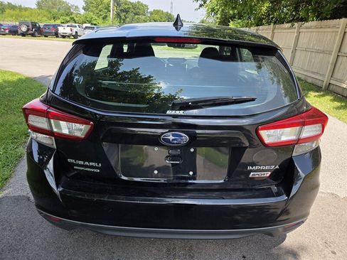 Used 2017 Subaru Impreza 2.0i Sport AWD/4WD image 4