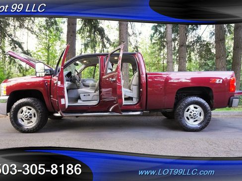 Used 2008 Chevrolet Silverado 2500 LTZ w/ Safety Package AWD/4WD image 25