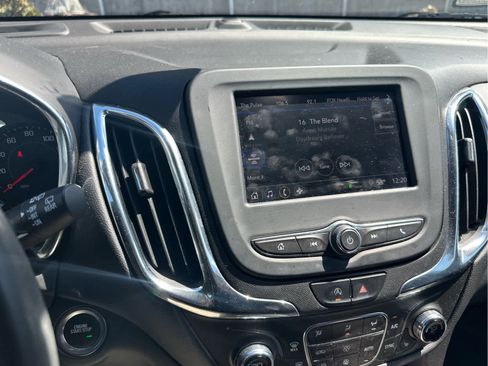 Used 2023 Chevrolet Equinox LT image 8