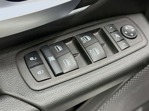 Used 2023 RAM 1500 Big Horn AWD/4WD image 15