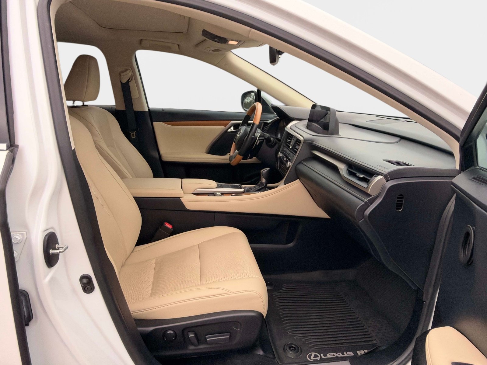 Used 2022 Lexus RX 350 FWD w/ Premium Package image 7