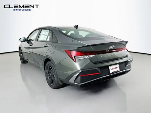 New 2026 Hyundai Elantra Sport FWD image 8