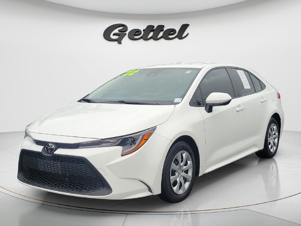 Used 2022 Toyota Corolla LE FWD image 1