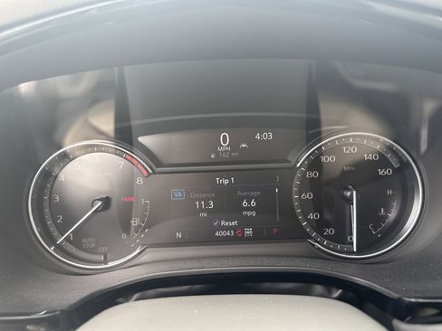 Certified 2022 Cadillac XT5 Premium Luxury image 16