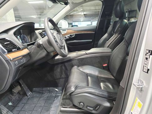 Used 2017 Volvo XC90 T6 Inscription w/ Vision Package image 21