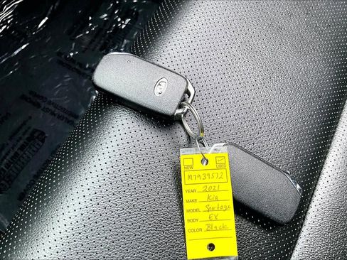 Used 2021 Kia Sportage EX FWD image 14