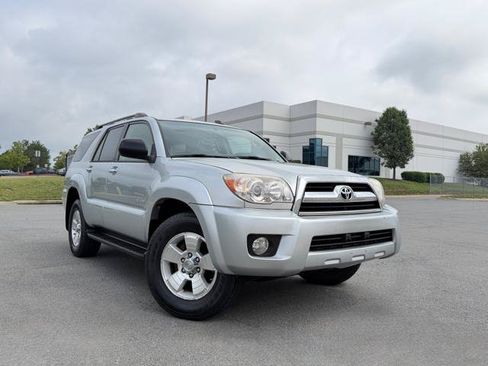 Used 2006 Toyota 4Runner Sport AWD/4WD image 2