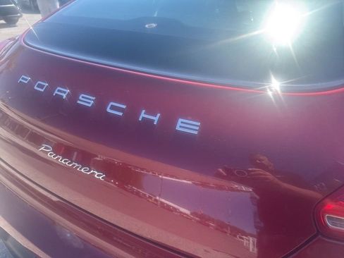 Used 2015 Porsche Panamera 4 AWD/4WD image 4