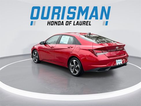 Used 2023 Hyundai Elantra SEL w/ Convenience Package image 6