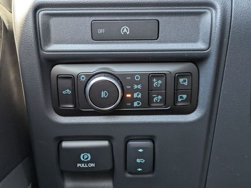 New 2025 Ford F150 Platinum w/ FX4 Off-Road Package image 27