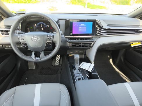 New 2026 Toyota Camry SE FWD image 27