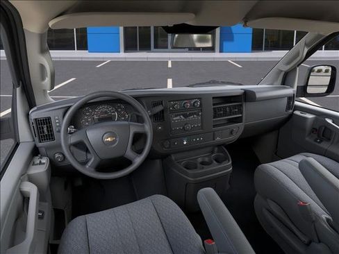New 2025 Chevrolet Express 2500 Extended image 15
