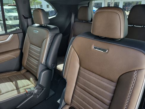 New 2026 GMC Acadia Denali Ultimate image 15