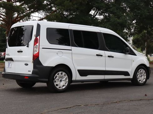 Used 2017 Ford Transit Connect XL FWD image 5