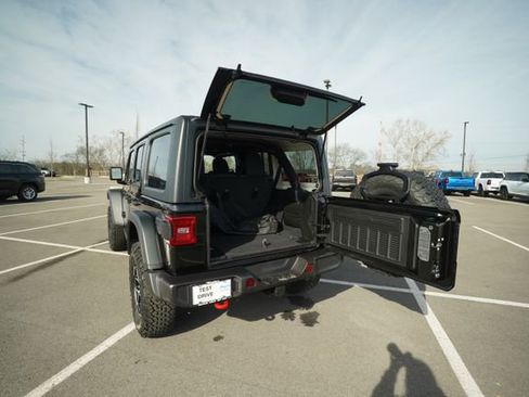 New 2026 Jeep Wrangler Unlimited Rubicon image 15