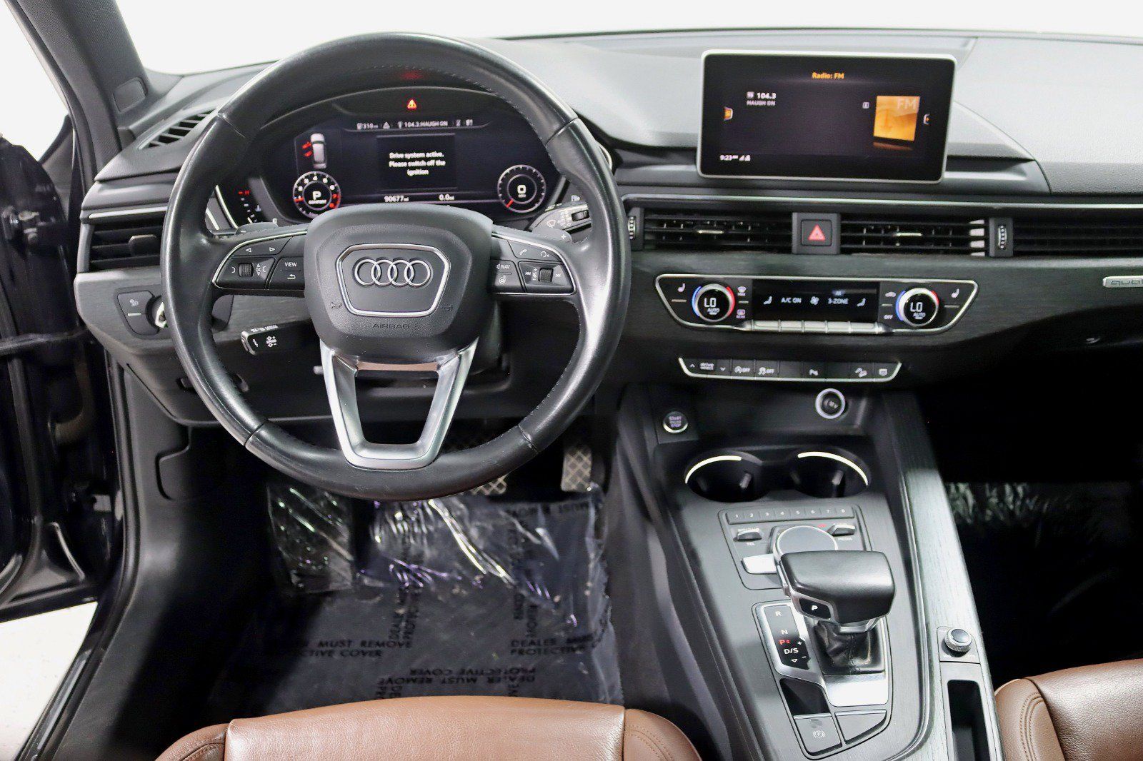 Used 2018 Audi A4 2.0T allroad Premium Plus AWD/4WD image 14