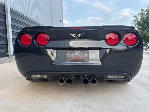 Used 2012 Chevrolet Corvette Z06 w/ 3LZ Preferred Equipment Group RWD image 32