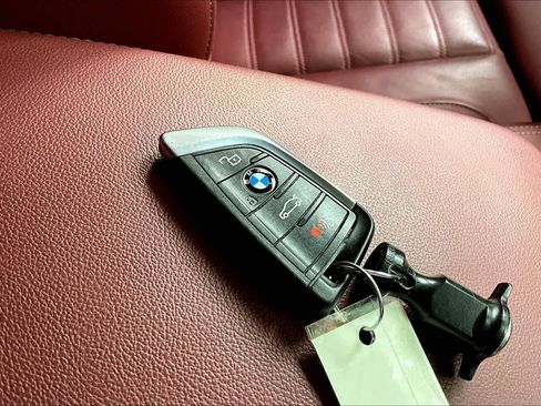 Used 2023 BMW X4 M40i AWD/4WD image 14