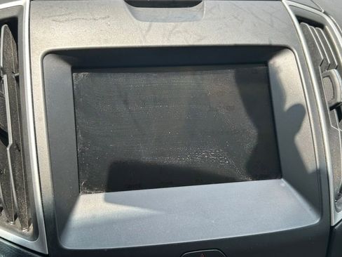 Used 2017 Ford Edge SEL w/ Equipment Group 201A FWD image 30