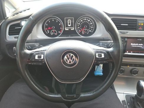Used 2015 Volkswagen Golf S FWD image 34