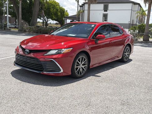 Used 2023 Toyota Camry XLE w/ Navigation Package FWD image 8