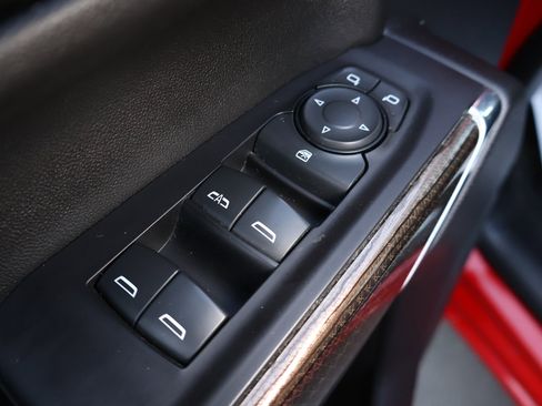 Used 2021 Chevrolet Silverado 1500 LT w/ Bed Protection Package image 8