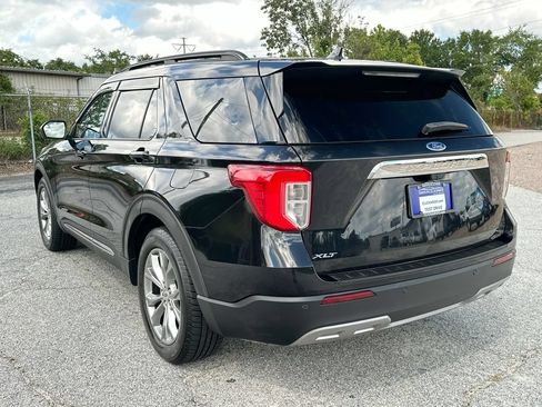 Used 2020 Ford Explorer XLT w/ Equipment Group 202A RWD image 6