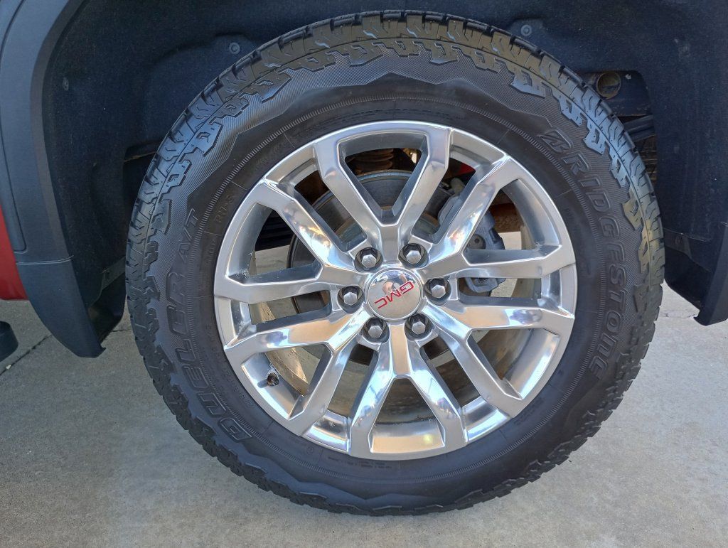 Used 2020 GMC Sierra 1500 SLT w/ SLT Premium Package AWD/4WD image 33