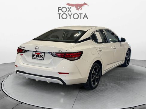 Used 2024 Nissan Sentra SV image 6
