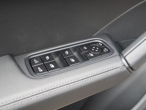 New 2026 Porsche Cayenne Coupe image 16