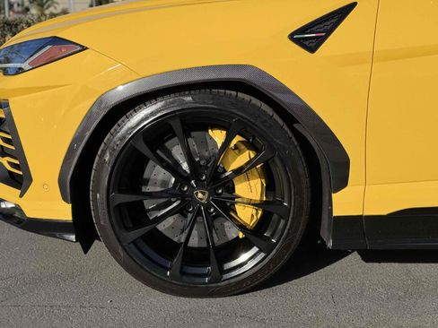 Used 2021 Lamborghini Urus image 77