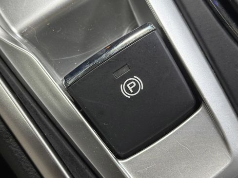 Certified 2021 Subaru Ascent Limited w/ Popular Package #2 image 30